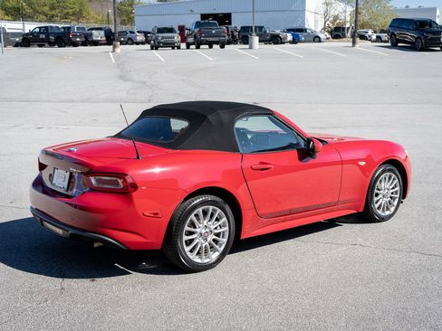 Used 2018 FIAT 124 Spider Classica w/ Technology Group image 9