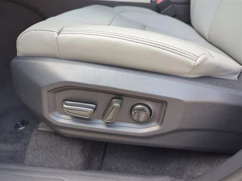 New 2026 Toyota Tundra Limited AWD/4WD image 12