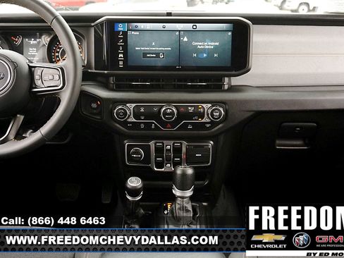 Used 2024 Jeep Wrangler Sport S image 15