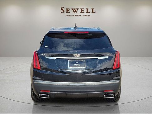Certified 2023 Cadillac XT5 Luxury w/ LPO, Floor Liner Package FWD image 4