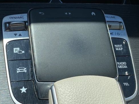 Used 2020 Mercedes-Benz GLE 350 4MATIC image 25