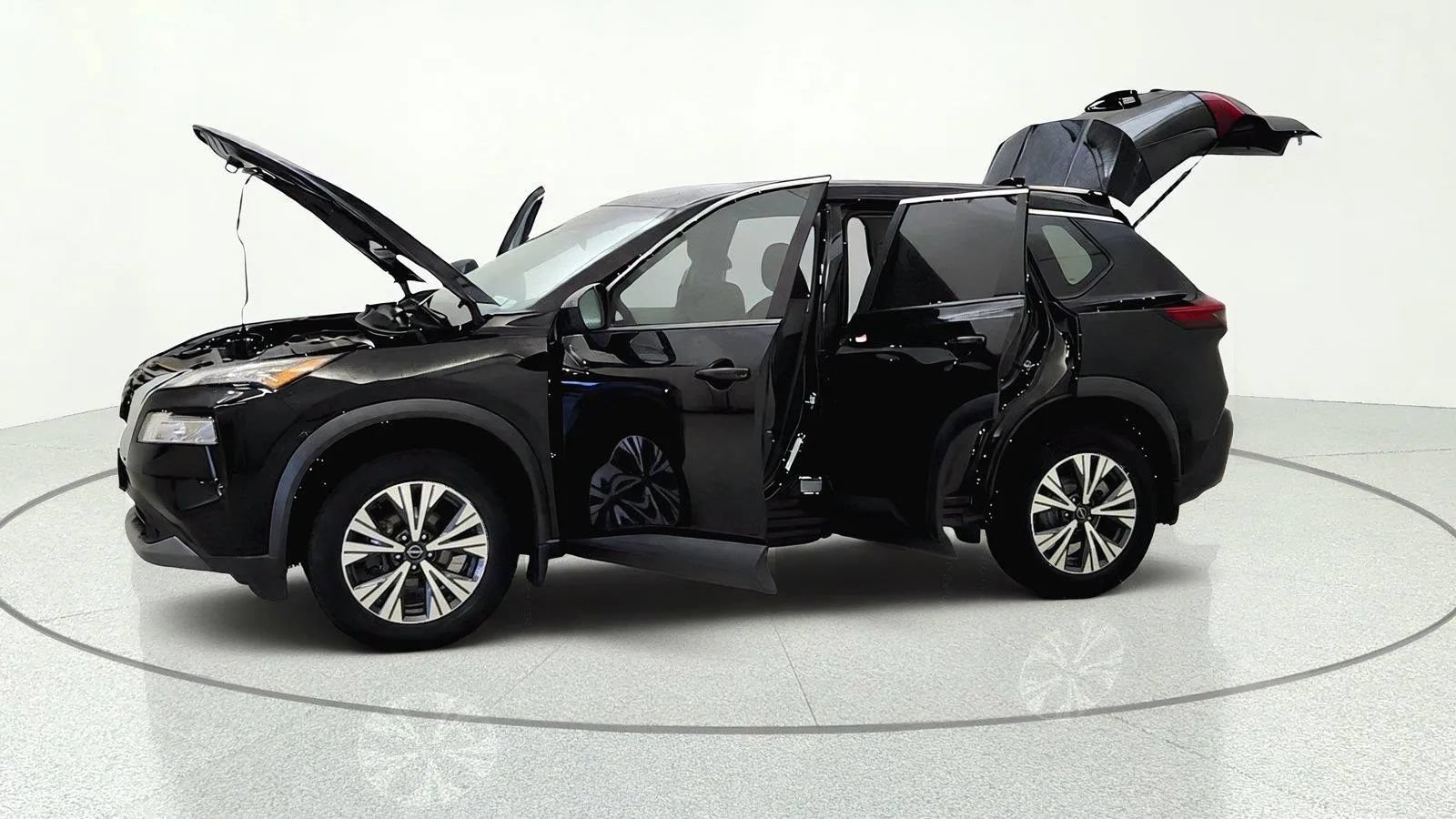 Used 2023 Nissan Rogue SV AWD/4WD image 9