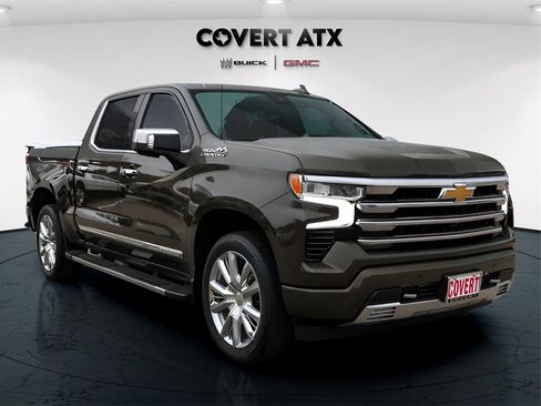 Used 2023 Chevrolet Silverado 1500 High Country w/ High Country Premium Package image 9