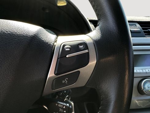 Used 2009 Toyota Camry XLE FWD image 20