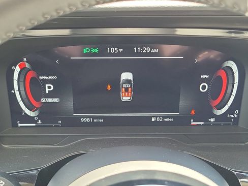 Used 2025 Nissan Pathfinder Platinum FWD image 22