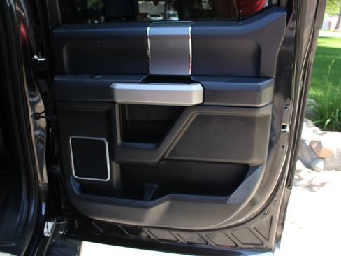 Used 2015 Ford F150 Lariat AWD/4WD image 14
