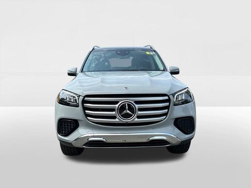 Used 2024 Mercedes-Benz GLS 450 4MATIC image 6