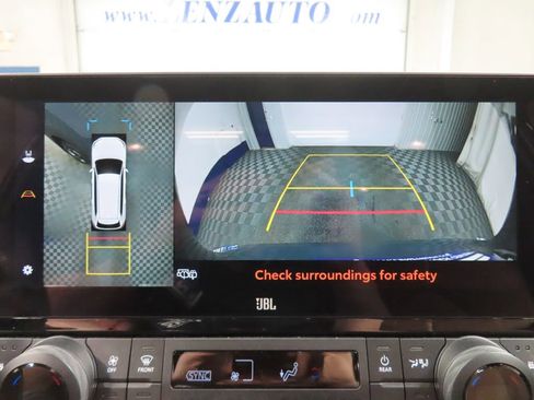 Used 2025 Toyota Grand Highlander AWD Hybrid image 20