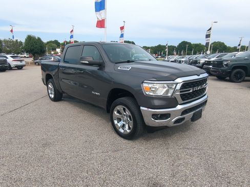 Used 2022 RAM 1500 Big Horn AWD/4WD image 2