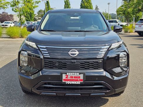 New 2026 Nissan Rogue SL AWD/4WD image 2