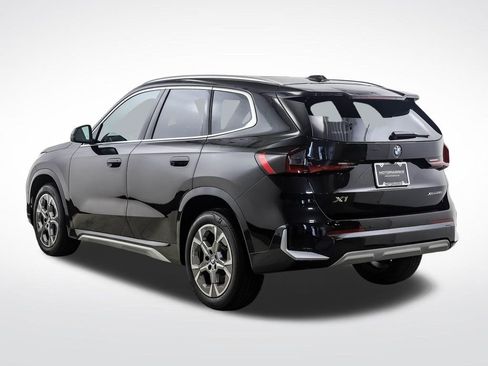 Used 2026 BMW X1 xDrive28i AWD/4WD image 3
