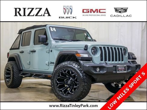 Used 2024 Jeep Wrangler Sport S image 1