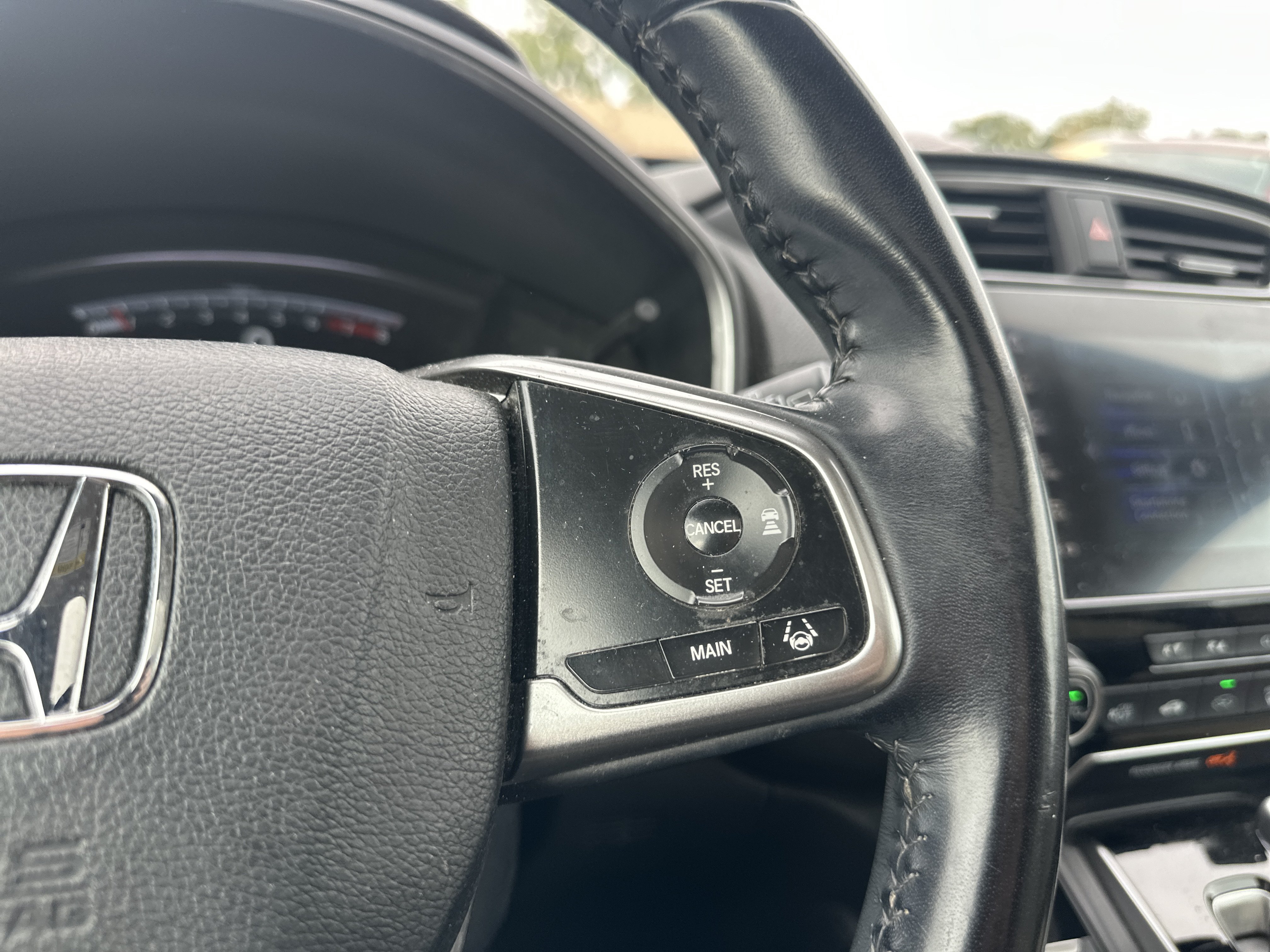 Used 2018 Honda CR-V Touring image 22