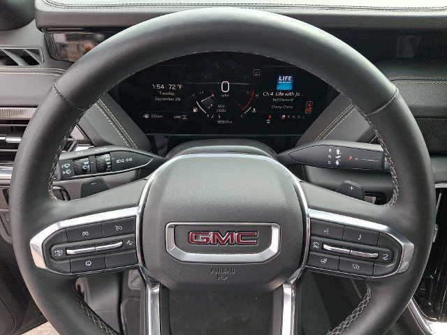 Used 2025 GMC Yukon XL Elevation AWD/4WD image 4
