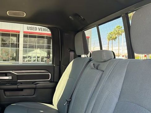Used 2024 RAM 2500 Big Horn w/ Safety Group image 18