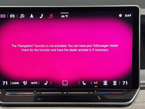 Used 2025 Volkswagen Tiguan SE image 14