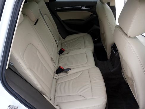 Used 2017 Audi Q5 2.0T Premium Plus image 12