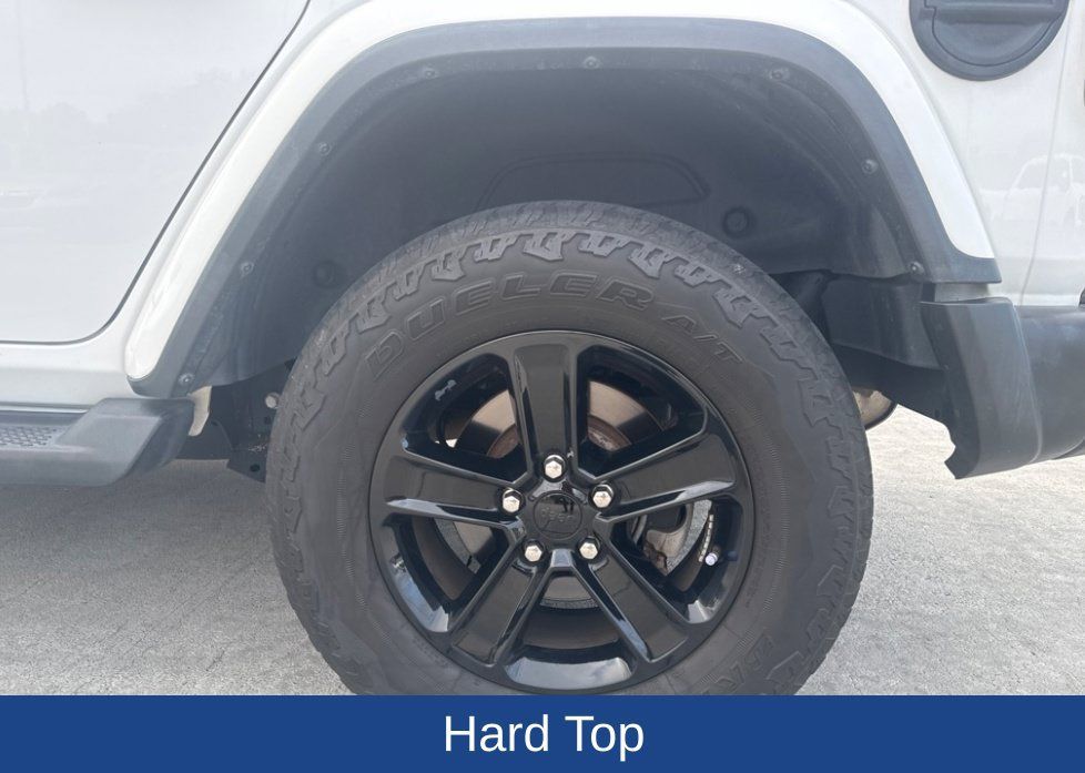 Used 2021 Jeep Wrangler Unlimited Sahara AWD/4WD image 7