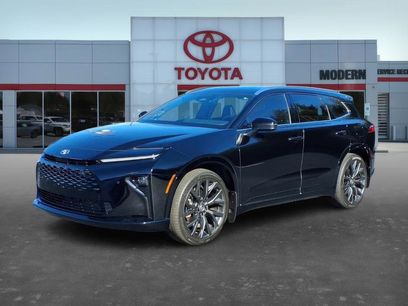 Used 2025 Toyota Crown Signia