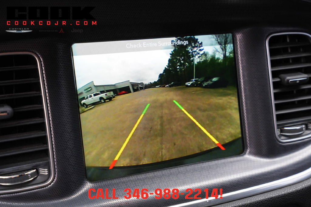 Used 2018 Dodge Charger R/T RWD image 12