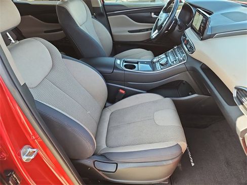 Used 2023 Hyundai Santa Fe SEL image 17