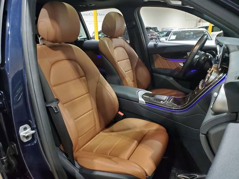 Used 2022 Mercedes-Benz GLC 300 4MATIC image 14