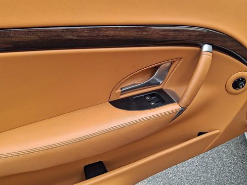 Used 2015 Maserati GranTurismo Sport RWD image 12