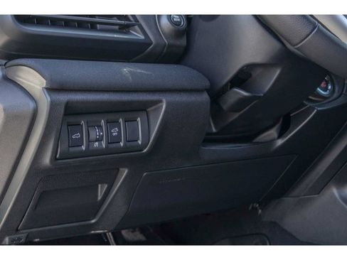 Certified 2025 Subaru Outback Premium AWD/4WD image 20