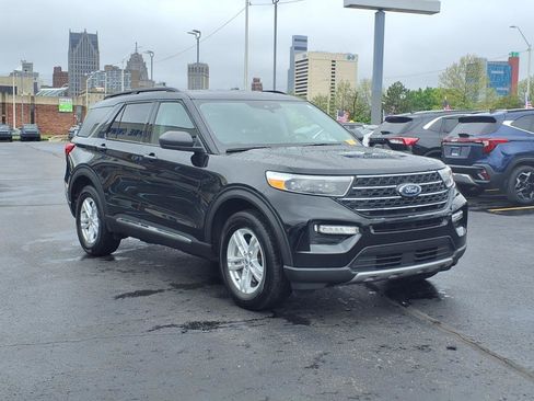Used 2023 Ford Explorer XLT w/ Equipment Group 202A image 1