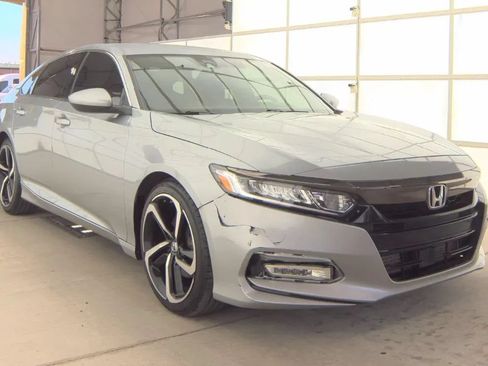 Used 2020 Honda Accord Sport image 2