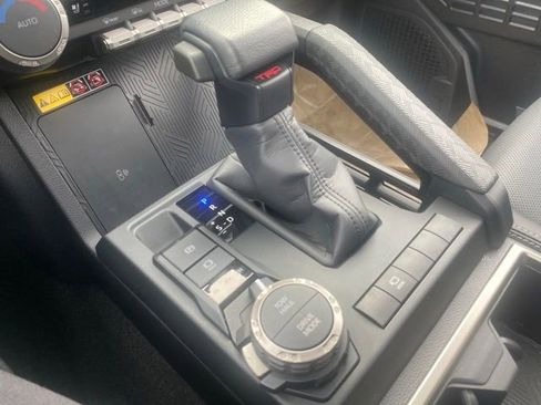 Used 2025 Toyota 4Runner TRD Sport Premium AWD/4WD image 29