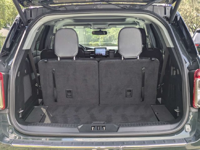 Used 2023 Ford Explorer Limited RWD image 17
