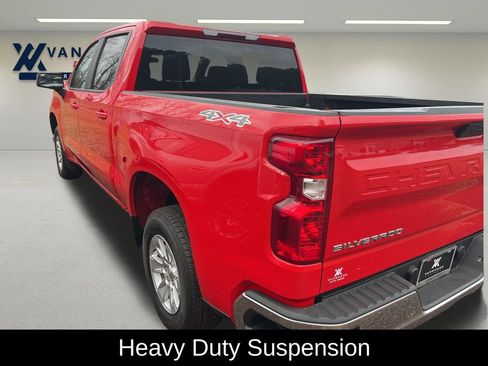 Used 2021 Chevrolet Silverado 1500 LT image 10