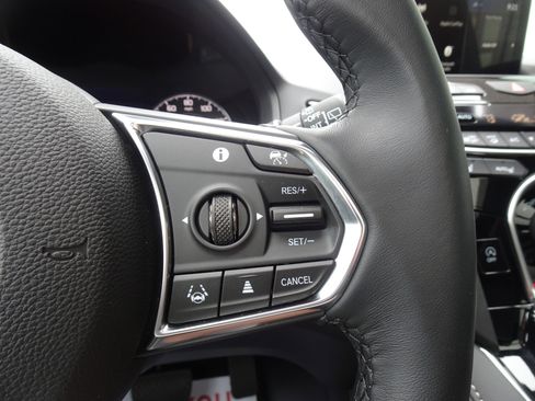 Used 2025 Acura RDX SH-AWD image 22