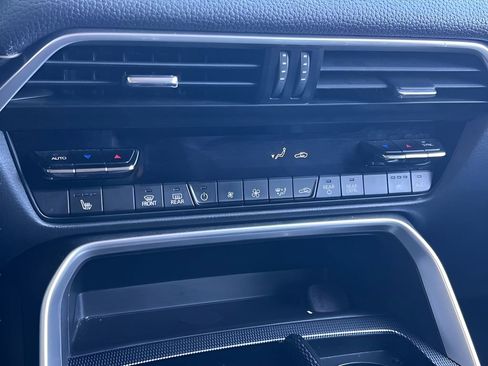 Used 2024 MAZDA CX-90 3.3 Turbo w/ Preferred Plus image 21