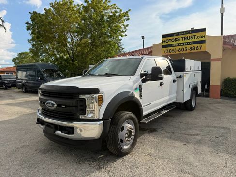 Used 2019 Ford F450 XL w/ Power Equipment Group AWD/4WD image 2