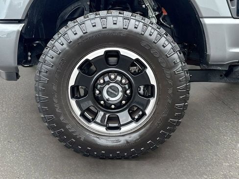 Certified 2026 Ford F250 Platinum w/ Tremor Off-Road Package AWD/4WD image 33