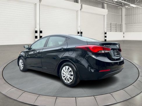 Used 2016 Hyundai Elantra SE FWD image 5
