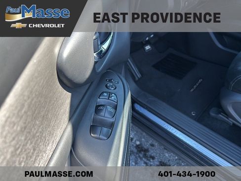 Used 2019 Nissan Murano S image 8