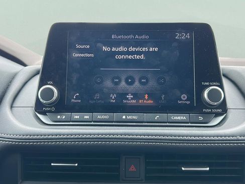 Used 2023 Nissan Rogue SV image 19