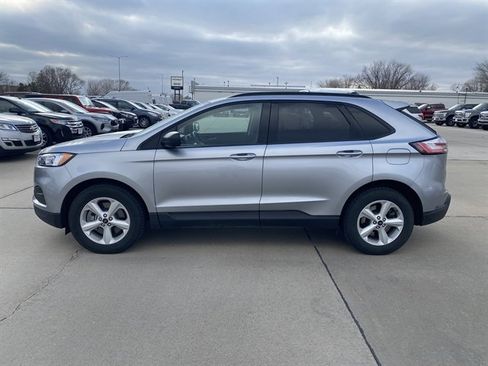 Used 2023 Ford Edge SE AWD/4WD image 11