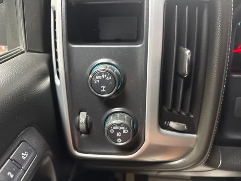 Used 2017 GMC Sierra 1500 SLT w/ SLT Premium Package AWD/4WD image 14
