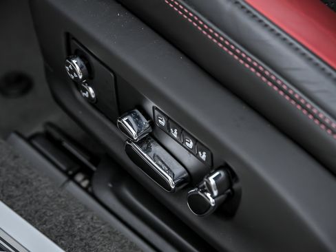 Used 2023 Bentley Continental GT V8 AWD/4WD image 30