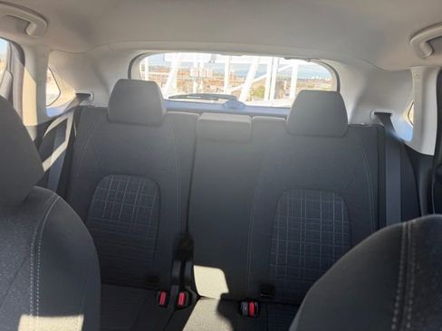 Used 2023 Honda HR-V LX image 13