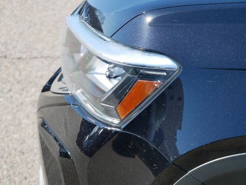 Used 2024 Volkswagen Taos SE image 16