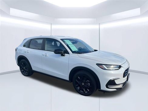 Certified 2024 Honda HR-V Sport image 7