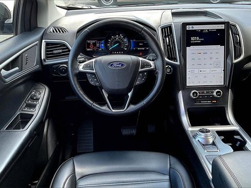 Certified 2022 Ford Edge SEL w/ Convenience Package image 5