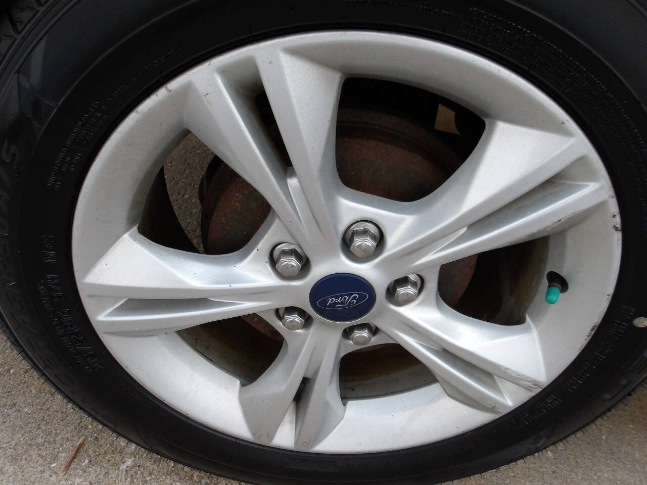 Used 2014 Ford Focus SE FWD image 24