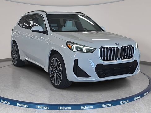 Used 2026 BMW X1 xDrive28i w/ Technology Package AWD/4WD image 3
