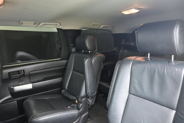 Used 2018 Toyota Sequoia TRD Sport AWD/4WD image 26